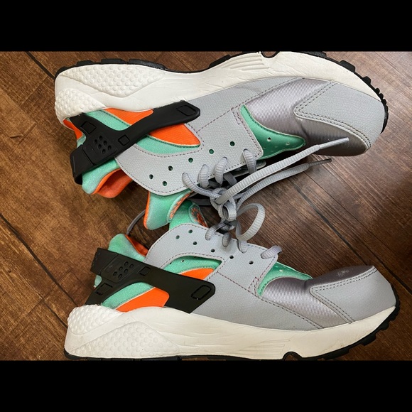 SOLD - Picture 5 of 5